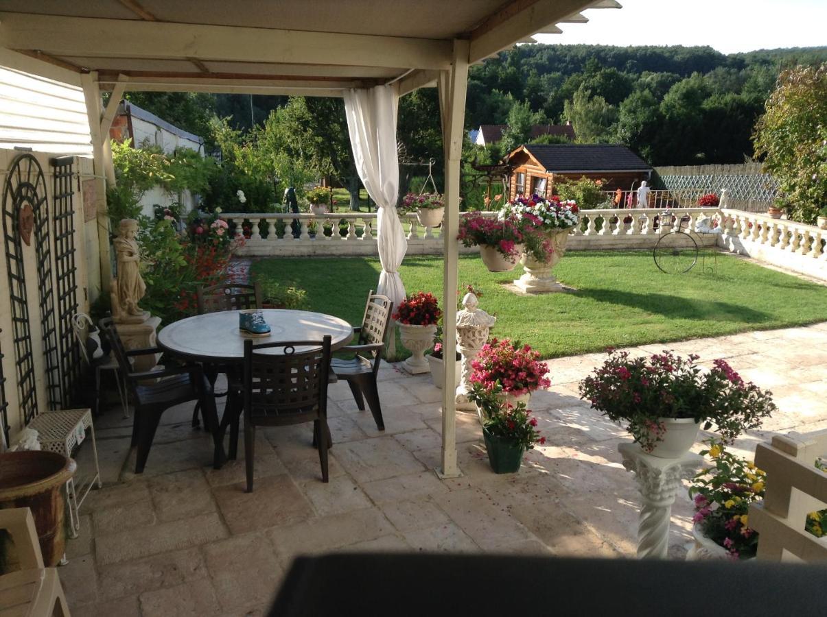 Les Charmes Bed & Breakfast Valençay Exterior foto